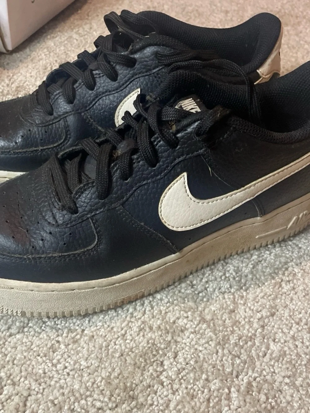 Nike black sneakers